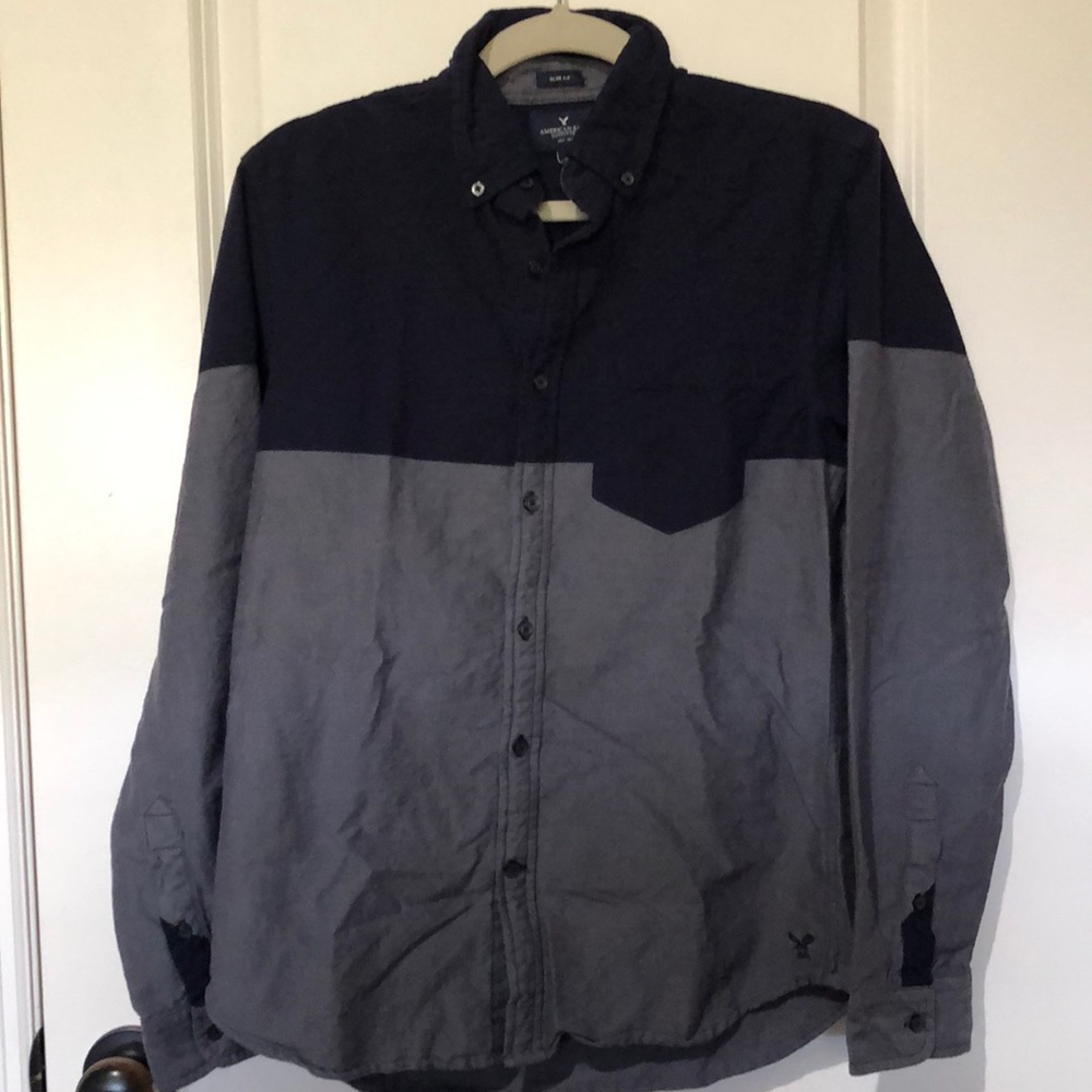 AEO SLIM FIT BUTTON DOWN - Picture 7 of 9